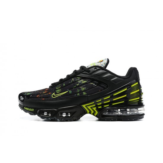 Hombre Nike Air Max Plus 3 Negro Verde DM9097-001  Zapatillas De Deporte