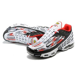 Hombre Nike Air Max Plus 3 Negro y Rojo Zapatillas De Deporte